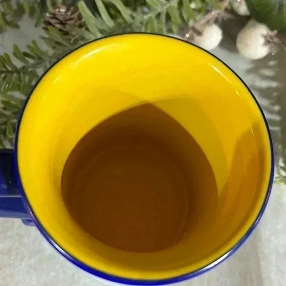 Polar Express Creamy Hot Chocolate Mug Cup - Picture 3 of 9